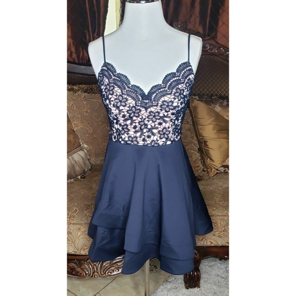 B. Darlin dress, size 9/10, new with tag